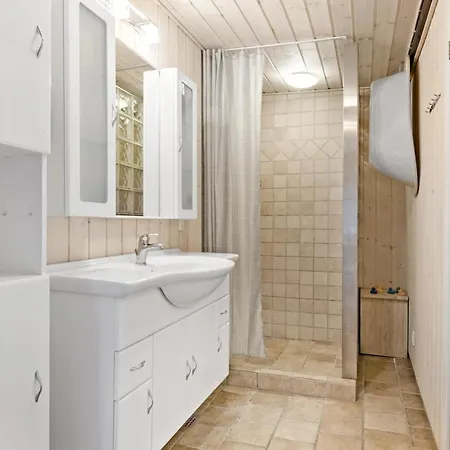 In With Wifi Holiday home *